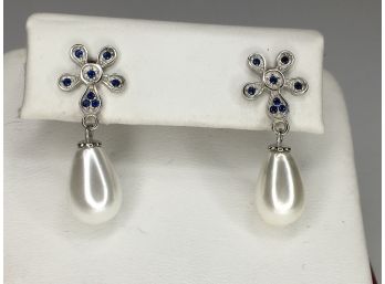 Lovely 925 / Sterling Silver With Freshwater Pearl With Sapphire Drop Earrings - Very Pretty Pair - Nice !