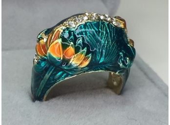 Stunning 925 / Sterling Silver And Enamel Ring - WOW - What A Stunner ! - With White Topaz Accent Stones - NEW