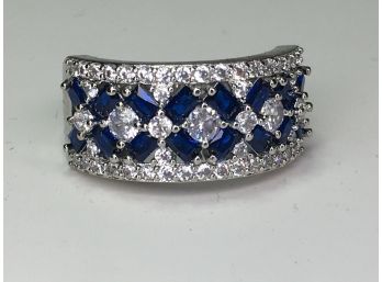 Wonderful 925 / Sterling Silver And Sapphire Ring With Sparkling White Topaz Accent Stones - Very Pretty !