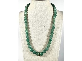 Vintage Hard Stone Beaded Necklace In Green