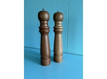 Wood Pillar Grinders - Never Used - For Salt And Pepper