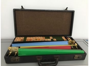 Vintage Bakelite Mahjong Game Set In Leather Croc Case