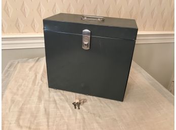 Small Metal Carry Size Lock Box With Working Keys