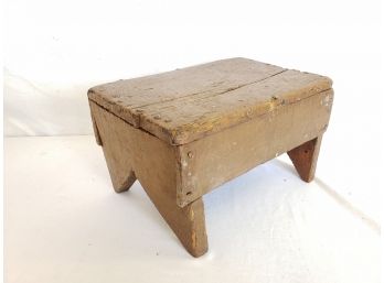 Cute Vintage Small Primitive Hand Made Brown Painted Wood Foot Stool