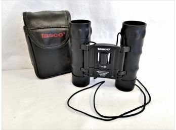 Tasco Essentials 12 X 25 Binoculars With Fully Coated Optics With Case  240 FT