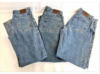 Three Men's Wrangler Loose And Relaxed Fit Denim Blue Jeans Size 32 X 32  (Lot 1)