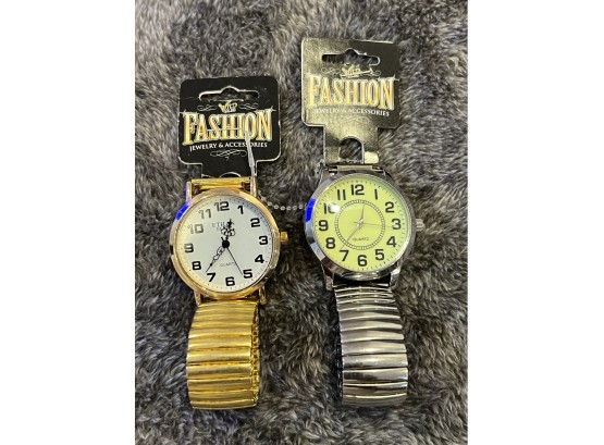 (2) Wild Fashion Silver And Gold Colored Watches