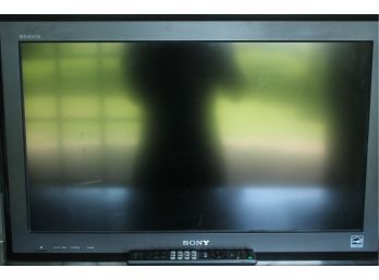 Sony BRAVIA 26' LED HDTV  Flat Screen TV Model# KDL-26L5000 With Remote