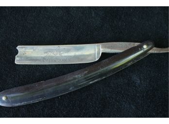 Antique.No.76 Country Club Straight Razor By WADE & BUTCHERS Sheffield, England In Leather Case (on Ebay $100)