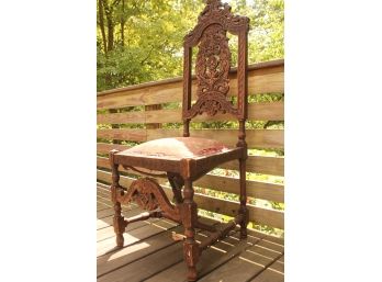 Womderful Vintage Wooden Hand Carved Chair