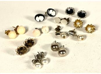 Lot 10 Pair Pierced Earrings Studs Silver, Gold, Costume