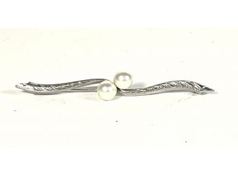 Sterling Silver Genuine Pearl Bar Pin Brooch