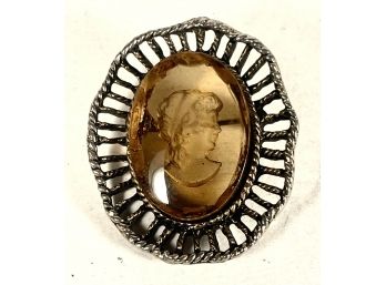 Gold Tone Vintage Brooch Glass Cameo Stone