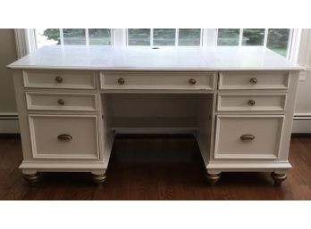 Riverside Furniture Pretty Hand Painted White Desk