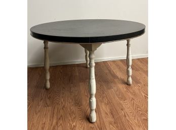 Black & White Circular Table