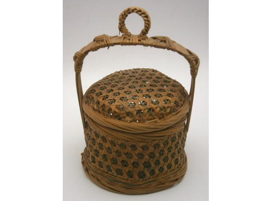 Small Vintage Basket With Lid