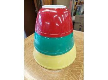 3 Vintage Primary Colors Pyrex Bowls