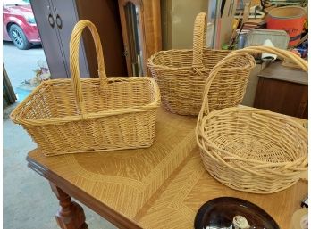 3 Nice Pre-Owned Wicker Baskets Nice Condition