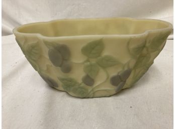 Vintage Consolidated Or Phoenix Glass Style Bowl