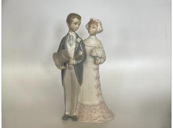 A Beautiful Porcelain Lladro Wedding Couple