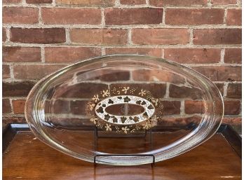 A Vintage Pyrex Georges Briard Gold Dust & Leaves Platter