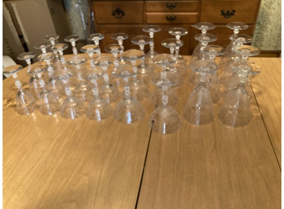 Large Lot Of Beautiful Etched Glass Glasses 4 Sets Of 8 Glasses, 32 Total