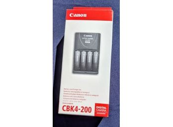 4 Position Battery Charging Station Genuine  Cannon CBK-200 Works With Any Rechargeable  Batteries