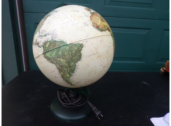 Vintage Light Up Globe W/stand