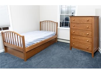 A Vermont Tubbs Trundle Twin Bed & Chest Suite