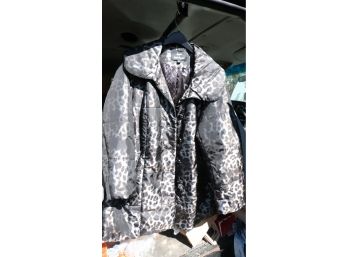 Womens Dennis Basso Jacket Silver Print Size XL - In Time For Fall!!!
