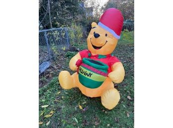 Inflatable Christmas Pooh Bear Lawn Decoration