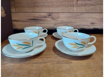 4 Vintage Cup And Saucers With Wheat Pattern Great Condition
