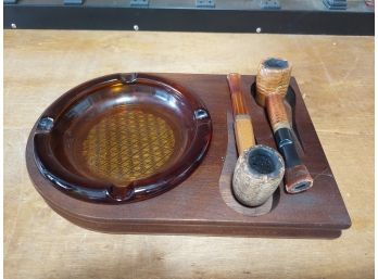 Vintage Decatur Industries Pipe Holder And Ashtray With 2 Cob Pipes