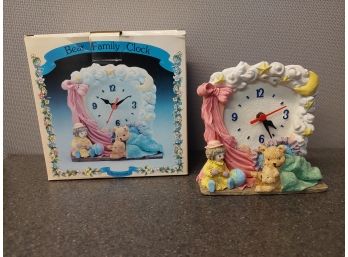 Adorable Bear Family Clock By Artmark Brand New In Box
