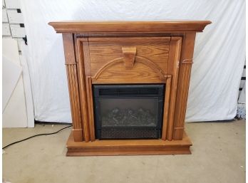 Electric Fireplace With Wood Surround Mantel - Works Great