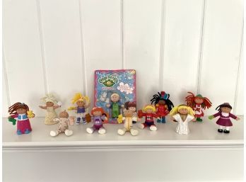 Early 1990s Cabbage Patch Figures & Key Chain