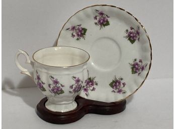 Vintage Hammersley White Floral Footed English Bone China Tea Cup And Saucer Set
