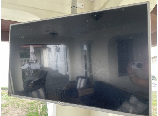A Mirage Vision/LG Exterior 47' Outdoor Weatherproof TV