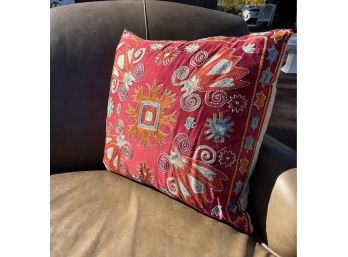 A Bright Colorful Embroidered Throw Pillow - Linen - 19'
