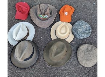 A Group Of Men's Hats - Flat Caps , Baseball Caps, Fedora Style, Wool, Felt, Straw