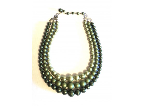 Vintage Multi-tone Green Graduated Bead Necklace