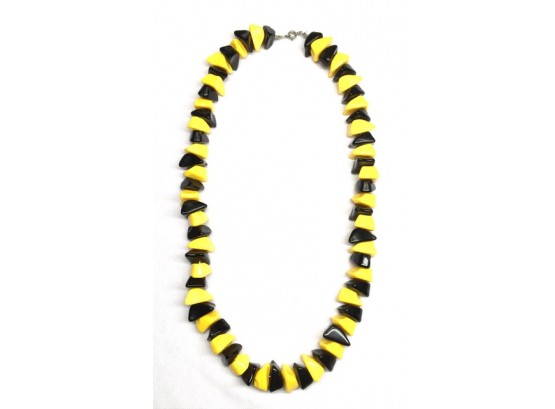 Vintage Chunky Yellow & Black Bead Necklace
