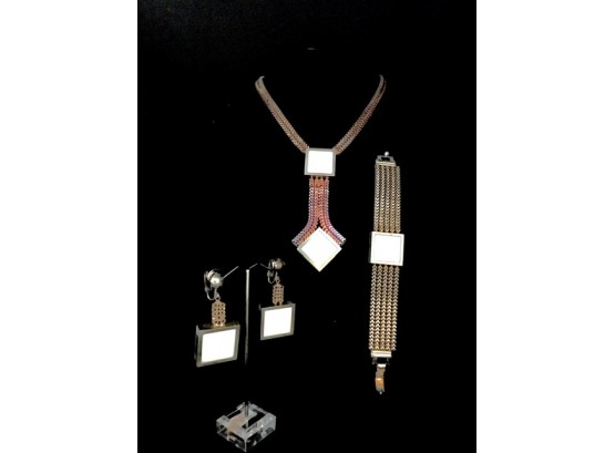 Sensational Art Deco Necklace, Bracelet, & Earring Suite