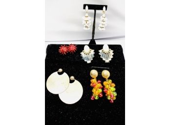 Grouping Of 5 Extra Large Pairs Of Vintage Earrings