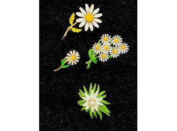 Collection Of 4 Vintage Enamel Floral Pins