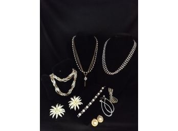 Collection Of Vintage Faux Pearl Costume Jewellery