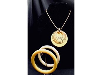 Goldtone & Yellow Disc Necklace W/ Coordinating Bangles