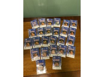 Lot 1 - 2005 NY Mets Collector Pin Set Complete - Pin Set Only