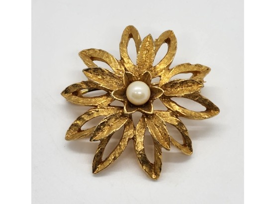 Vintage Dark Gold Tone Flower Brooch With Pearl
