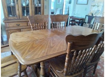 Virginia House Dining Table And 6 Chairs